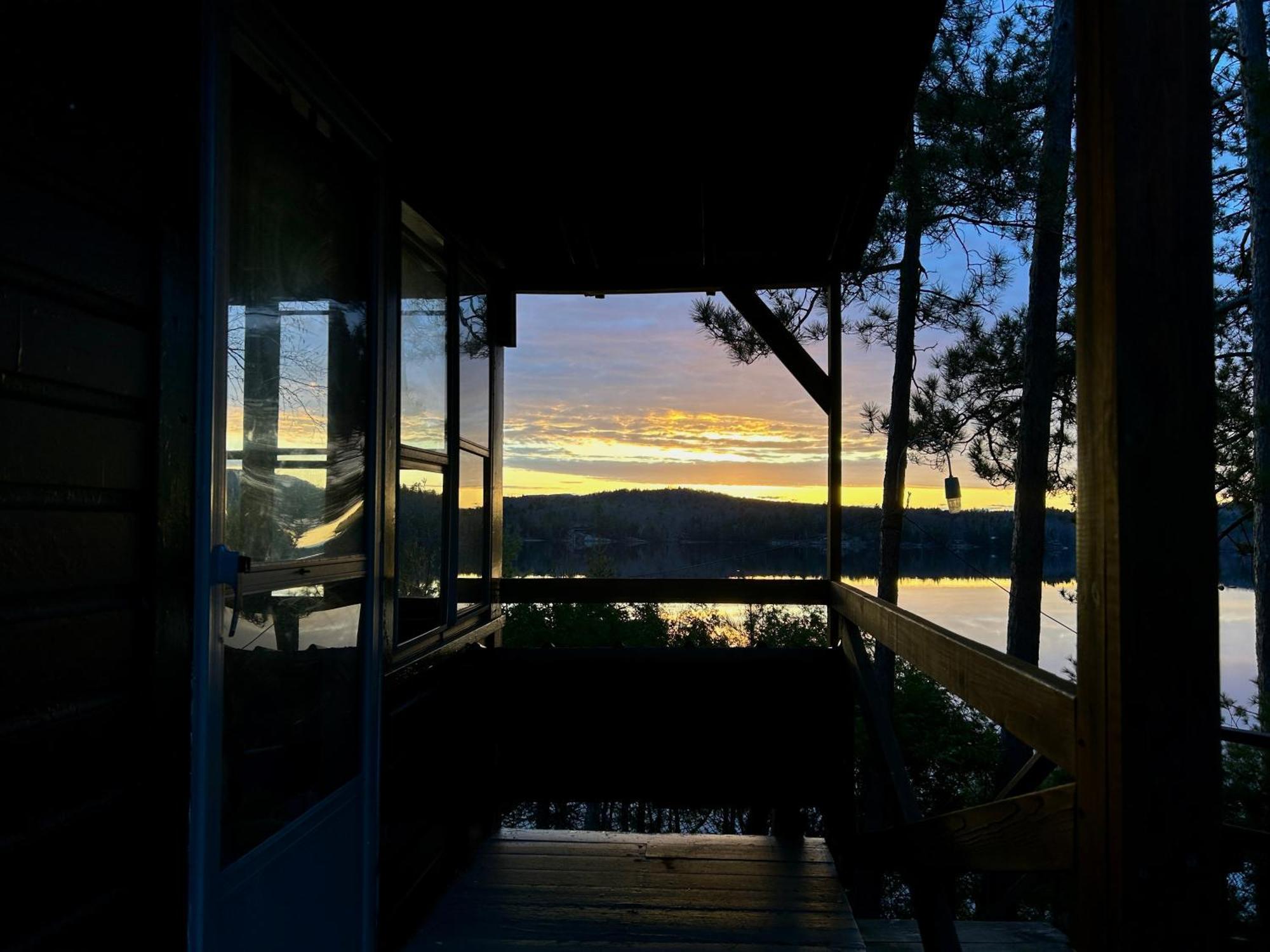 Paddler'S Rest Lakeside Cabins And Motel Long Lake Eksteriør bilde