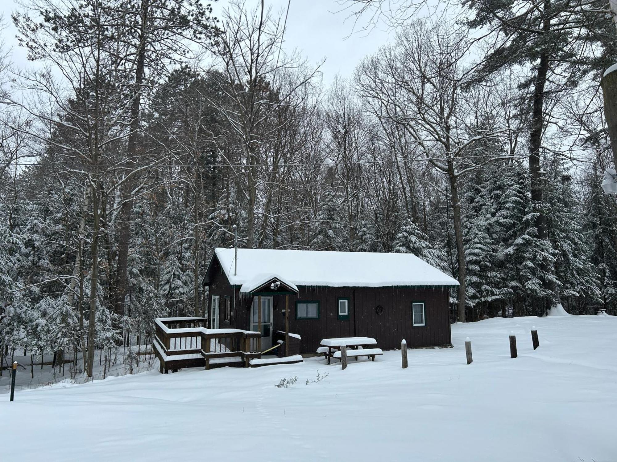 Paddler'S Rest Lakeside Cabins And Motel Long Lake Eksteriør bilde